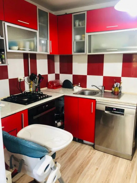 Apartament 3 Camere - Poarta 6 - Etaj 2  - Centrala Pe Gaze