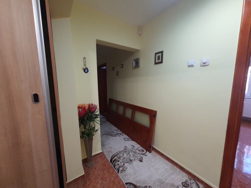 Apartament 3 Camere - Inel II - Marvimex - Etaj 1 - Mobilat  - Centrala Gaze