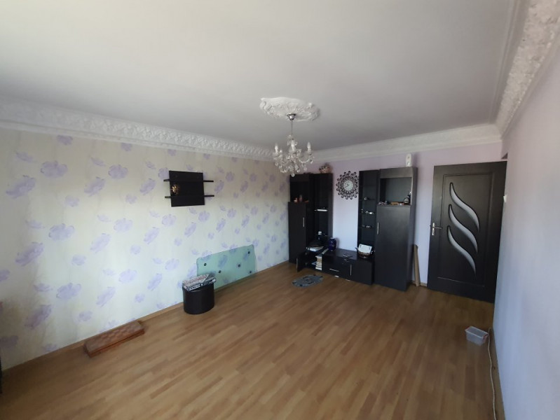 Apartament 3 Camere - ICIL - Etaj 1 - Centrala Pe Gaze
