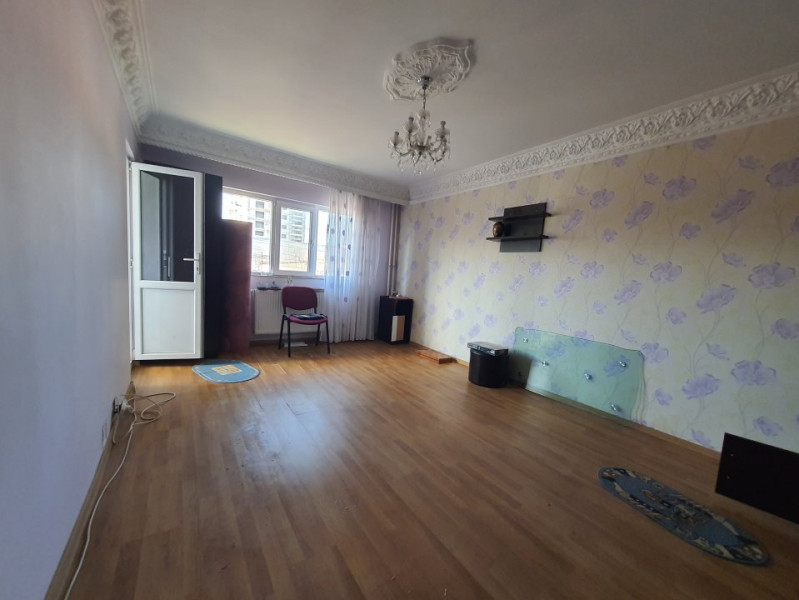 Apartament 3 Camere - ICIL - Etaj 1 - Centrala Pe Gaze