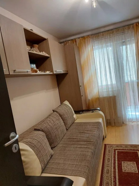 Apartament 4 Camere - Zona Gara - Mobilat - Centrala Pe gaze
