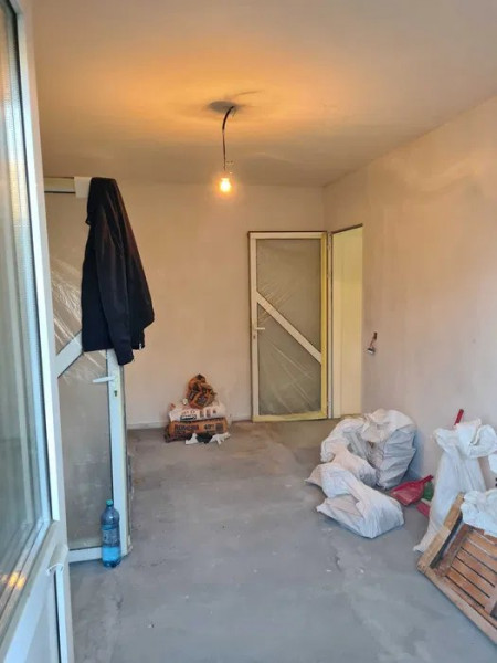 Apartament 2 Camere - Tomis Nord - In Curs De Renovare - Gaze In Casa