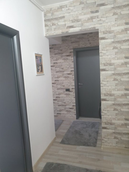 Apartament 3 Camere - Piata Ovidiu - Renovat Complet - Vedere La Mare