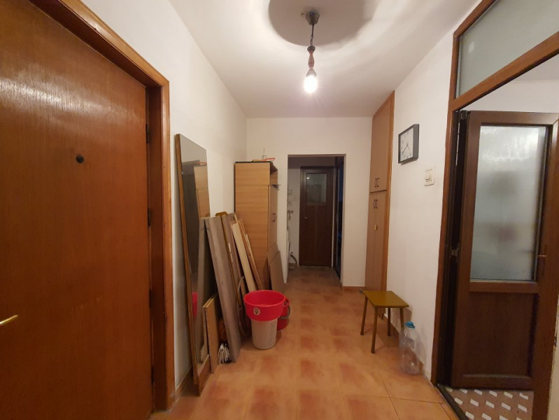 INSTITUTUL DE MARINA-APARTAMENT 2 CAMERE 62 mp-CENTRALA GAZE