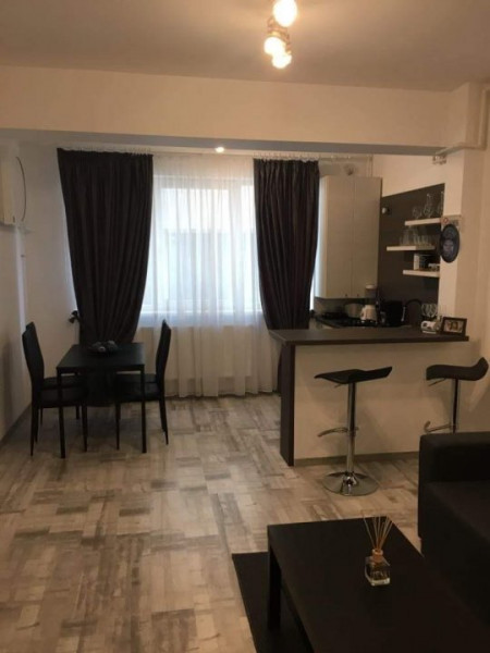 Apartament 2 Camere - Mamaia Nord - Uzina De Pizza - Termen Lung