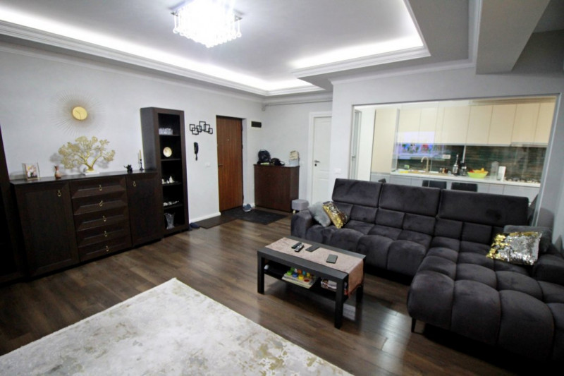 Apartament DE LUX - Faleza Nord Reyna -  Loc Parcare În Proprietate