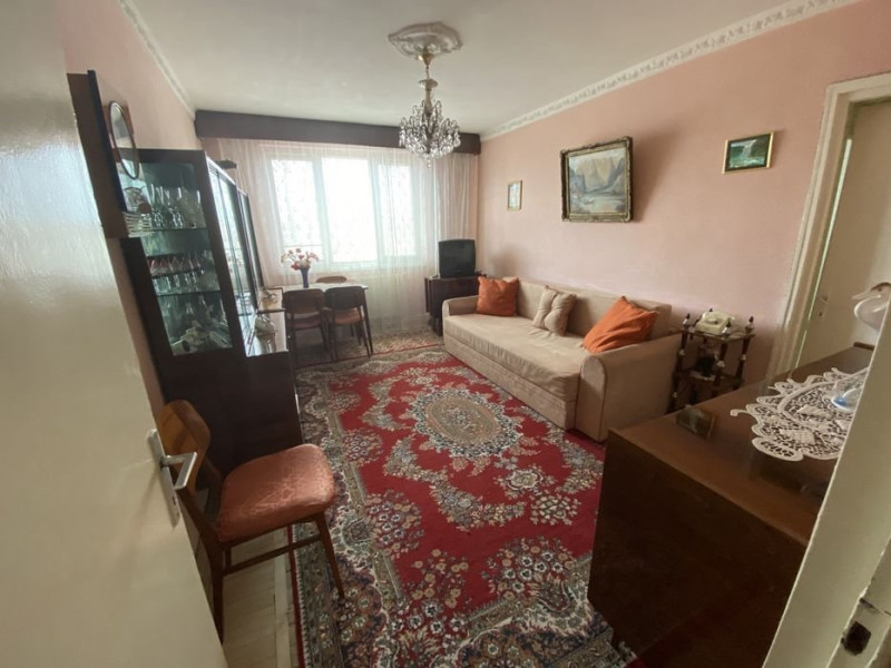 Apartament 2 camere,decomandat,centrala gaz, mobilat partial,finisaje Moderne