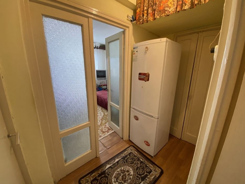Apartament 2 camere,decomandat,centrala gaz, mobilat partial,finisaje Moderne