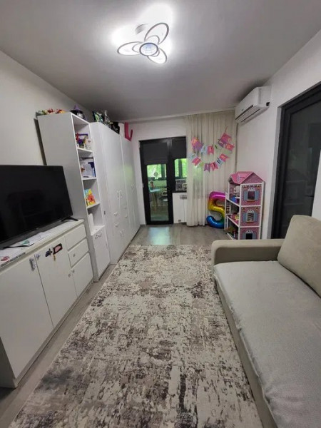 Apartament 2 Camere - Inel II - Scoala 8 - Renovat - Partial Mobilat