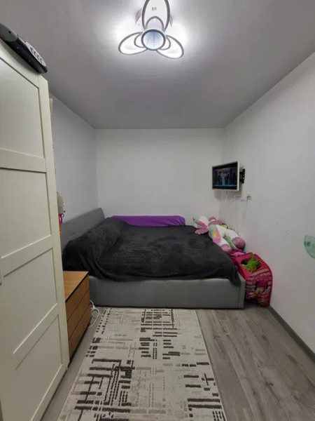 Apartament 2 Camere - Inel II - Scoala 8 - Renovat - Partial Mobilat