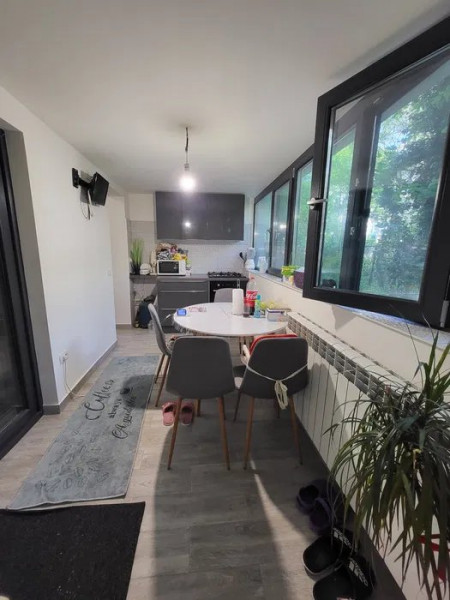 Apartament 2 Camere - Inel II - Scoala 8 - Renovat - Partial Mobilat