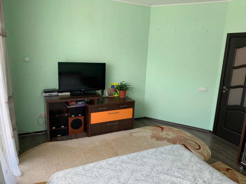 Studio Lux, decomandat, luminos, mobilat si utilat + GARAJ-Tomis Plus !