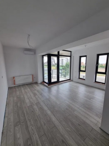 Apartament 2 Camere - Zona Tomis Plus - Bloc Nou - La Cheie