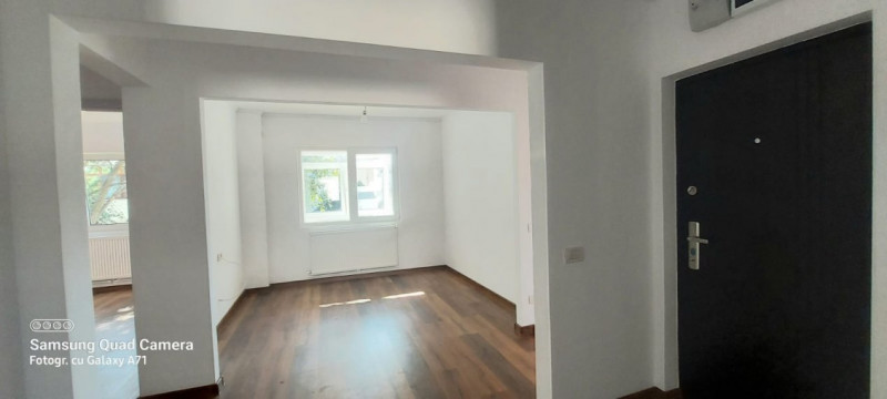 OCAZIE!!! ICIL SCOALA 24 APARTAMENT CU 4 CAMERE CENTRALA GAZE