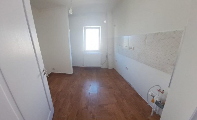OCAZIE!!! ICIL SCOALA 24 APARTAMENT CU 4 CAMERE CENTRALA GAZE