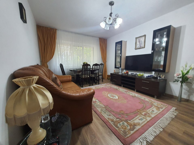 Apartament 3 Camere Decomandate - Poarta 6 - Mobilat - Centrala Gaze
