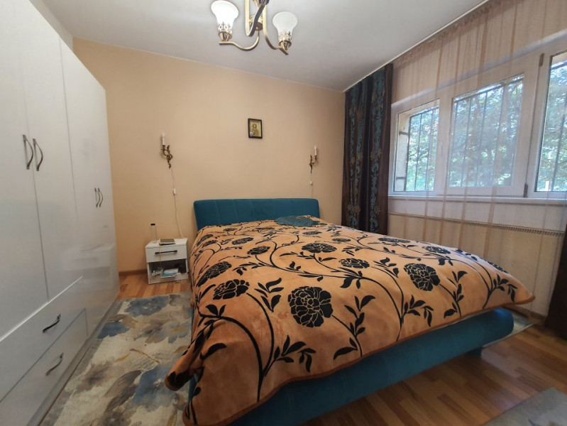 Apartament 3 Camere Decomandate - Poarta 6 - Mobilat - Centrala Gaze