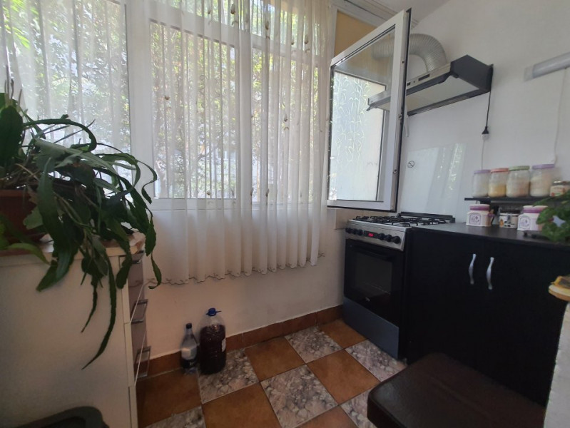 Apartament 3 Camere Decomandate - Poarta 6 - Mobilat - Centrala Gaze