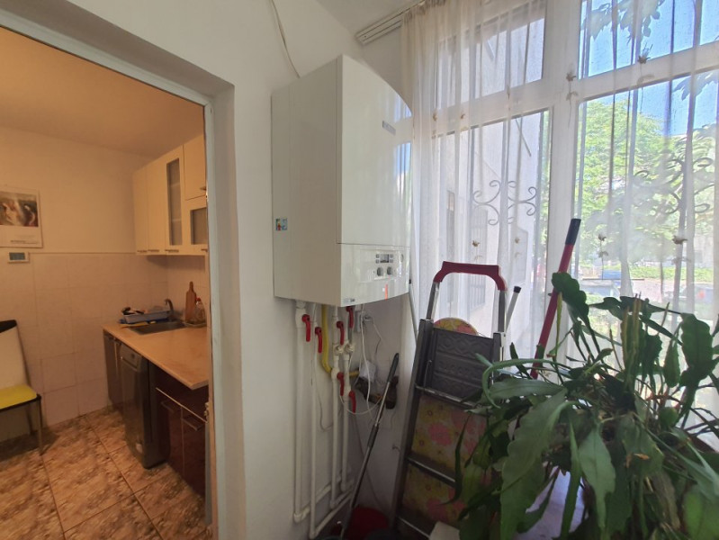 Apartament 3 Camere Decomandate - Poarta 6 - Mobilat - Centrala Gaze
