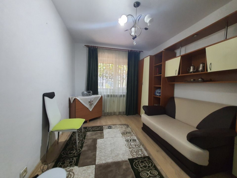 Apartament 3 Camere Decomandate - Poarta 6 - Mobilat - Centrala Gaze