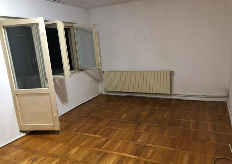 Apartament 2 Camere Decomandate - Poarta 6 - Liceul Blaga - Centrala Pe Gaze