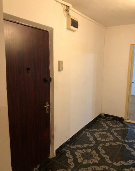 Apartament 2 Camere Decomandate - Poarta 6 - Liceul Blaga - Centrala Pe Gaze