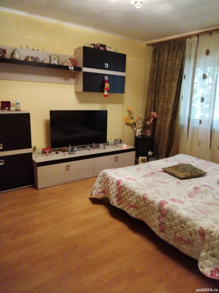 Apartament 3 Camere - Zona ICIL - Etaj 1 - Mobilat 