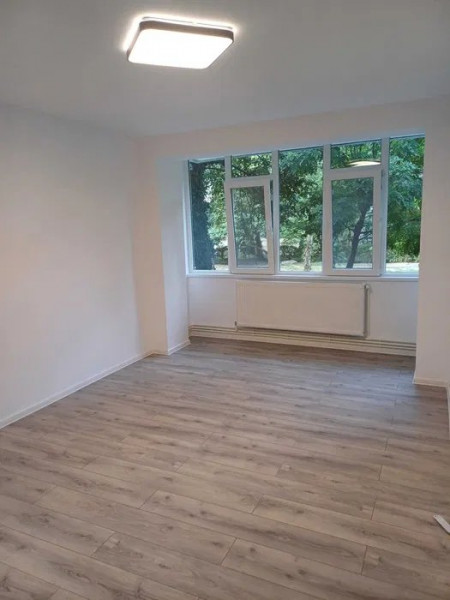 Apartament 2 Camere - Tomis II - Parter - Renovat Complet - Centrala Pe Gaze 
