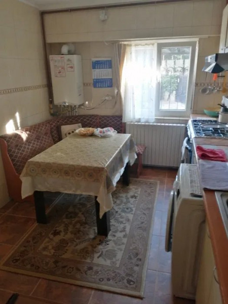 Apartament 3 Camere - Zona Dacia - Parter - Boxa - Centrala Pe Gaze