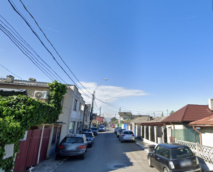 Casa 4 Camere - Zona Palas Rompetrol - Locuibila - Centrala Pe Gaze
