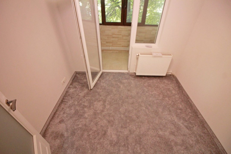 Apartament 4 Camere - Finisaje De Top - Investitii Zero - Totul Nou - Zona Eden