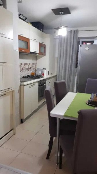 Apartament 3 Camere - Tomis Nord - Etaj Intermediar - Mobilat - Centrala Gaze