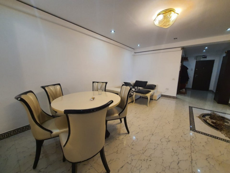 Apartament 3 Camere - Zona Vivo Mall - Mobilat Complet - Loc Parcare
