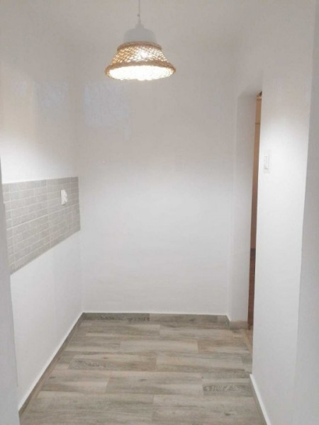 Garsoniera - Zona Tomis III - Renovata - Parter - Balcon