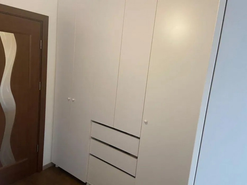 Apartament 4 Camere - Zona Dacia - Etaj 3 - Mobilat - Centrala Pe Gaze