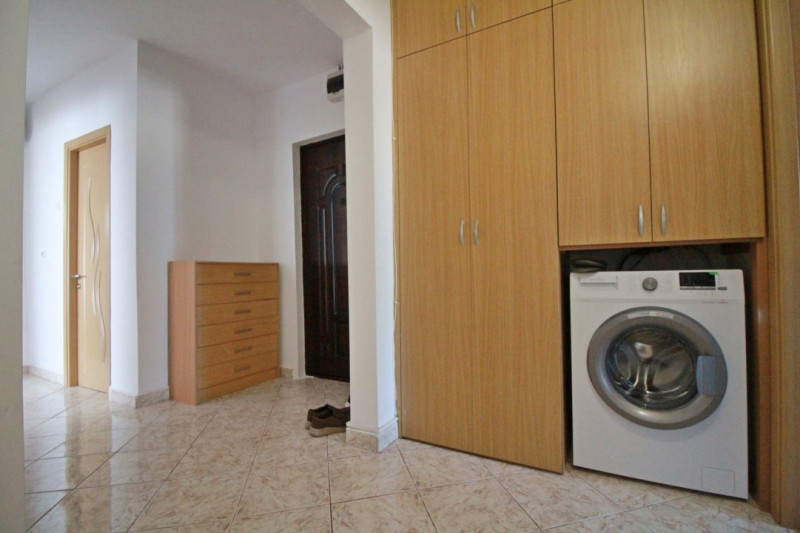 Apartament 3 Camere - Zona Eden - Centrala Noua Pe Gaze - Termen Lung