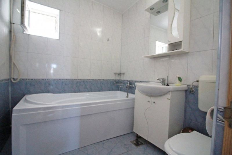 Apartament 3 Camere - Zona Eden - Centrala Noua Pe Gaze - Termen Lung