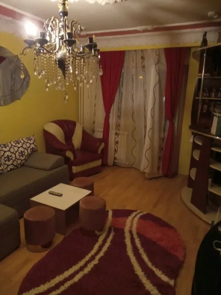Apartament 4 Camere - Zona Gara - Etaj 1 - Gaze Pe Scara