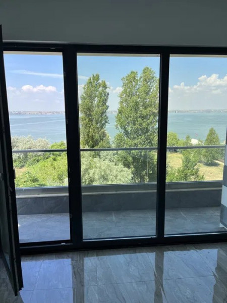 Apartament 3 Camere - Statiunea Mamaia - Bloc Nou - Vedere Frontala La Lac