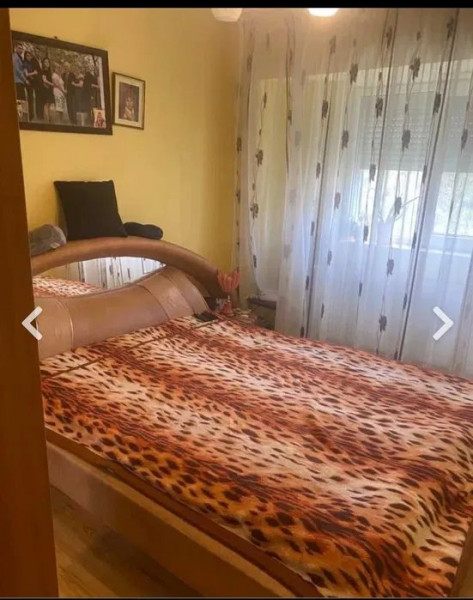 Apartament 3 Camere Decomandate - Zona ICIL - Etaj 3 - Centrala Pe Gaze