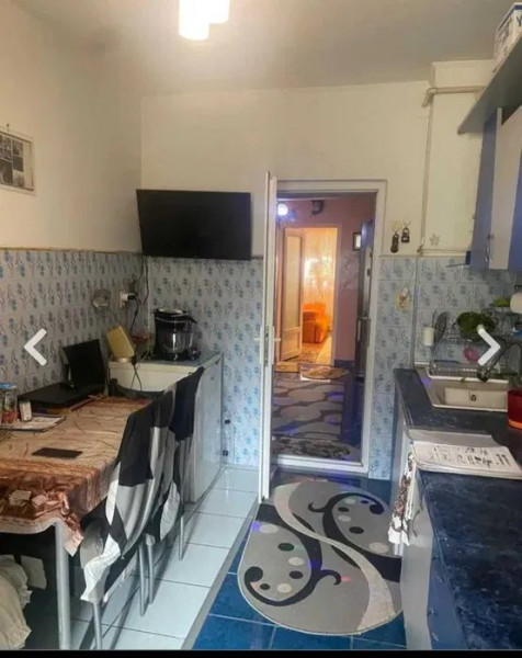 Apartament 3 Camere Decomandate - Zona ICIL - Etaj 3 - Centrala Pe Gaze