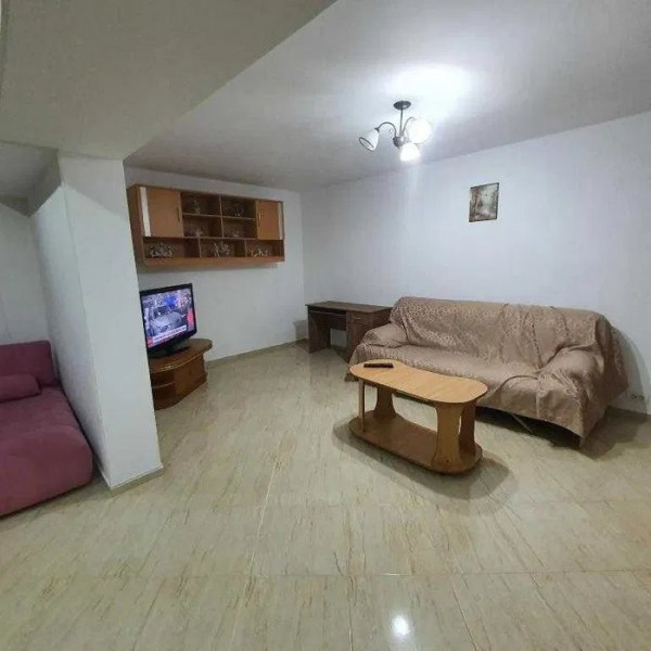 Apartament 4 Camere - Zona Dacia - Parter - Centrala Pe Gaze - Boxa