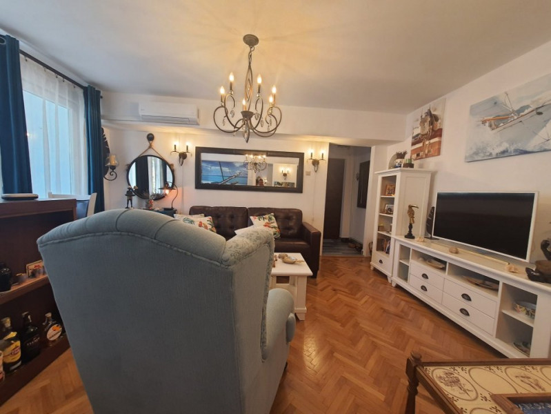 Apartament 2 Camere - Piata Ovidiu - Ultrafinisat - Mobilat Lux - Vedere La Mare