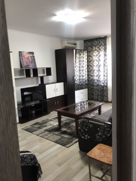 Apartament 2 Camere - Zona Dacia - Scoala 12 - Mobilat - Termen Lung