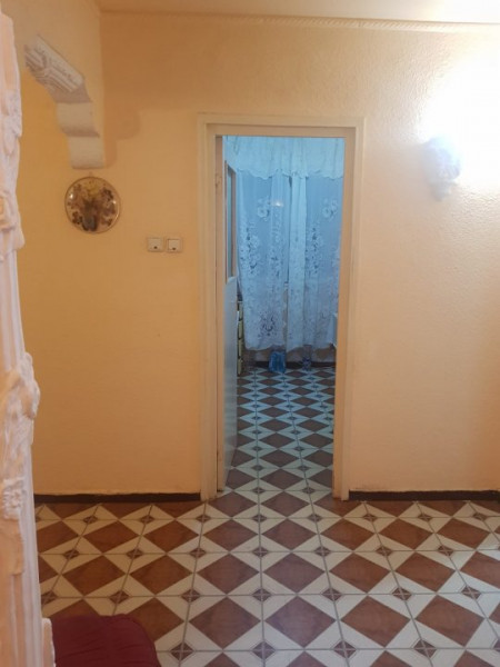 Apartament 4 Camere - Tomis Nord - Campus - Etaj Intermediar - Centrala Pe Gaze