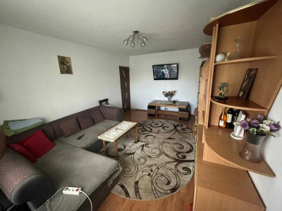 Apartament 3 Camere - Tomis Nord - Etaj 4 Cu Pod - Mobilat - Centrala Gaze