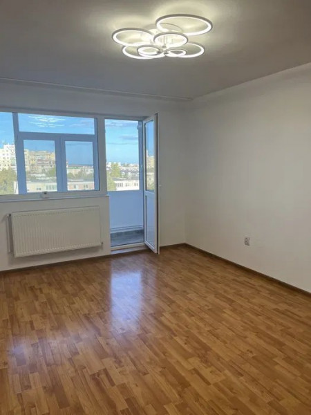 Apartament 3 Camere - Tomis Nord - Etaj Intermediar - Renovat - Centrala Pe Gaze