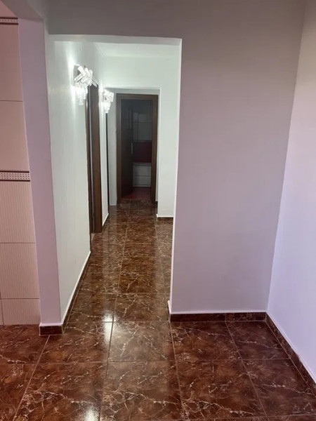 Apartament 3 Camere - Tomis Nord - Etaj Intermediar - Renovat - Centrala Pe Gaze