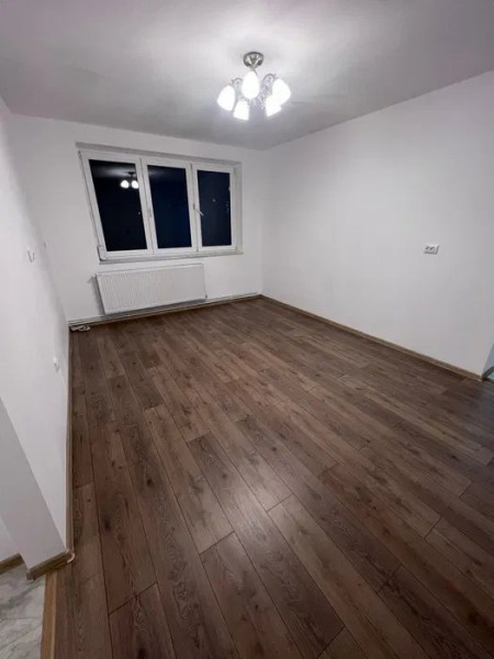 Apartament 3 Camere - Faleza Nord - Reyna - Etaj 2 - Renovat - Centrala Pe Gaze