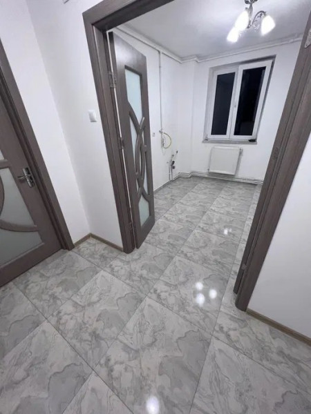 Apartament 3 Camere - Faleza Nord - Reyna - Etaj 2 - Renovat - Centrala Pe Gaze